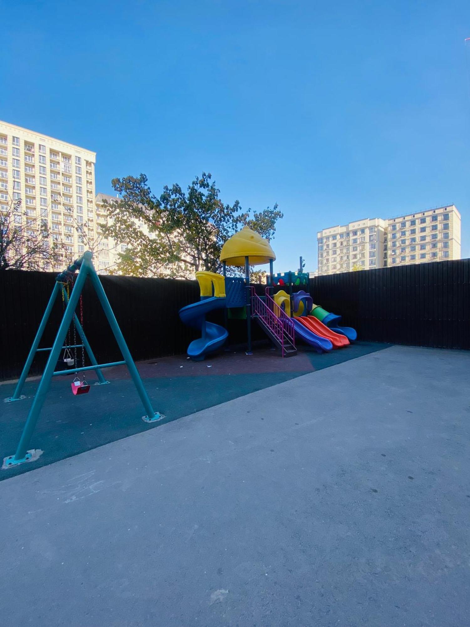 Apartamento Atlantis Bishkek Exterior foto